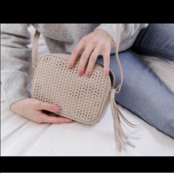 Summer & Rose Tan Crossbody Laser-cut Detailing - Picture 4 of 8